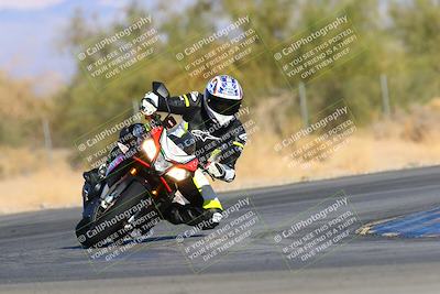 media/Jan-08-2022-SoCal Trackdays (Sat) [[1ec2777125]]/Turn 2 (150pm)/